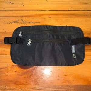 Black Travel Fanny Pack with Adjustable Strap and Multiple Compartments